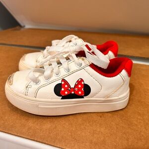 Disney Little Girls Size C7 Minnie Mouse Sneakers